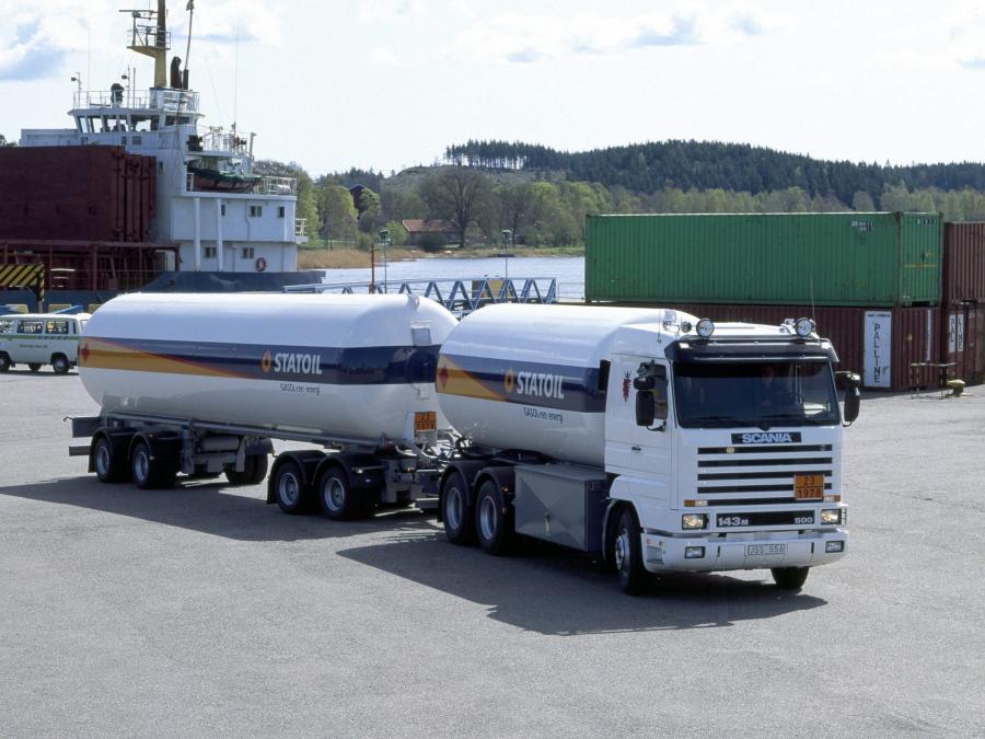 Scania R143M 6x2 1988 года  (фото 2 из 5)